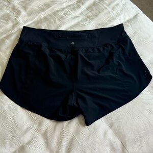 🖤 Like new Athleta Run with it short 4.5 inch